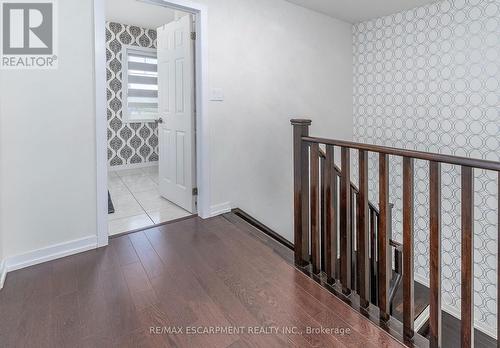 32 Hedges Crescent, Hamilton, ON 