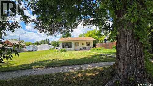 307 1St Street E, Wilkie, SK 