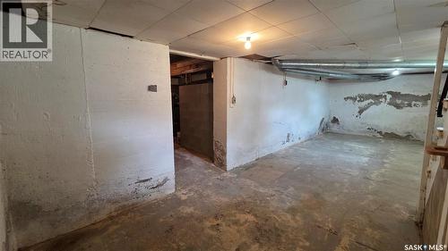 307 1St Street E, Wilkie, SK 