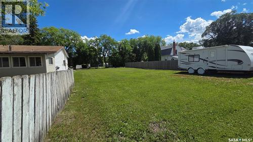 307 1St Street E, Wilkie, SK 