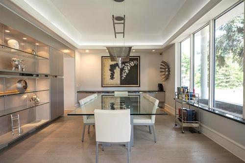 1 Dunbar Cr, Winnipeg, MB 