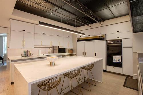 1 Dunbar Cr, Winnipeg, MB 