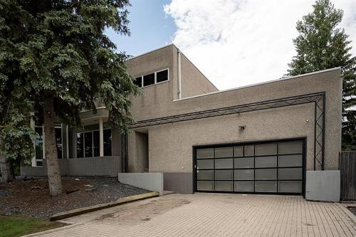 1 Dunbar Cr, Winnipeg, MB 