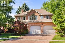 122 SUNNYSIDE DRIVE  London North, ON N5X 3N4