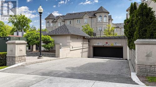 412 - 11 Everson Drive, Toronto, ON 
