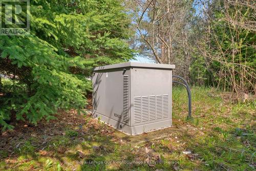 9 Powers Court, Clarington, ON - Outdoor