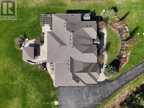 9 Powers Court, Clarington, ON - Outdoor
