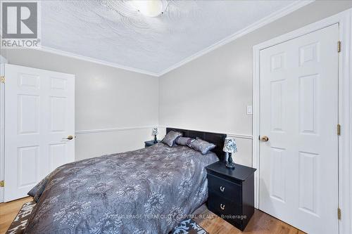 175 Clearbrooke Circle, Toronto, ON 