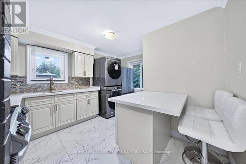 175 Clearbrooke Circle, Toronto, ON 