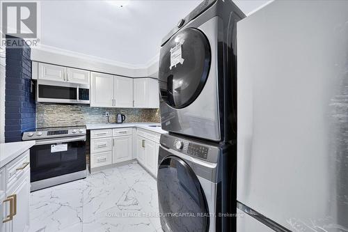 175 Clearbrooke Circle, Toronto, ON 