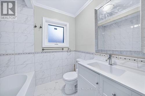 175 Clearbrooke Circle, Toronto, ON 