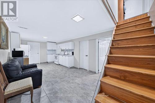 175 Clearbrooke Circle, Toronto, ON 