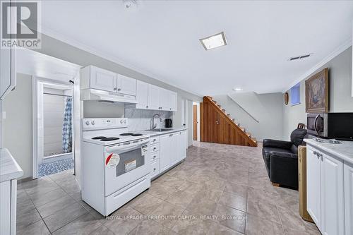 175 Clearbrooke Circle, Toronto, ON 