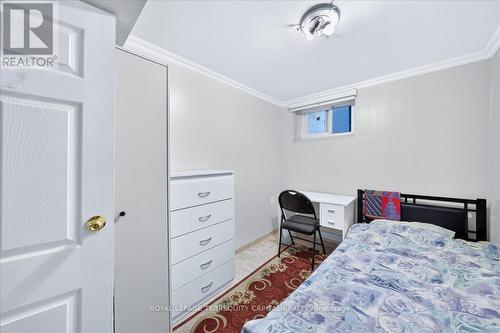 175 Clearbrooke Circle, Toronto, ON 