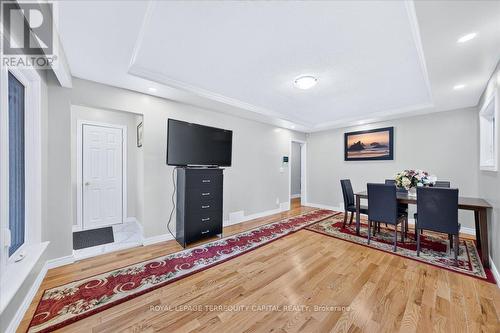 175 Clearbrooke Circle, Toronto, ON 