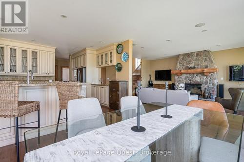 16 East Beach Road, Tiny, ON 