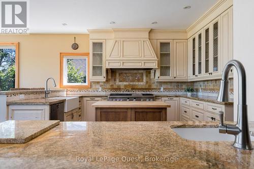 16 East Beach Road, Tiny, ON 