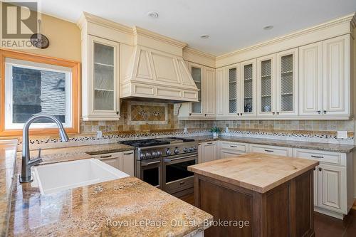 16 East Beach Road, Tiny, ON 
