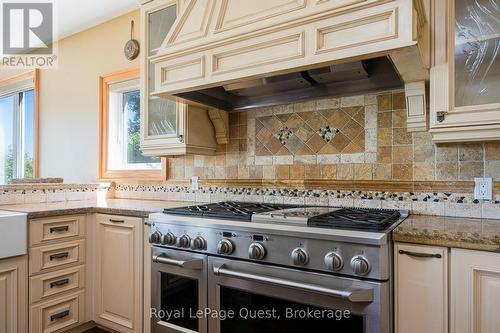 16 East Beach Road, Tiny, ON 