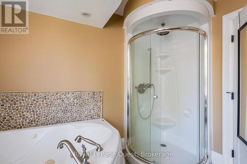 16 East Beach Road, Tiny, ON 