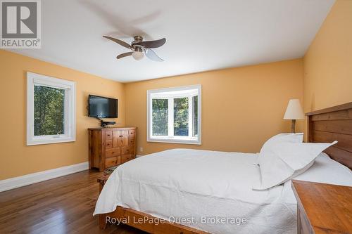 16 East Beach Road, Tiny, ON 