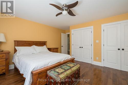 16 East Beach Road, Tiny, ON 
