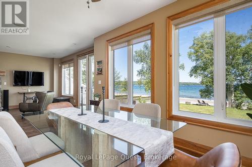 16 East Beach Road, Tiny, ON 