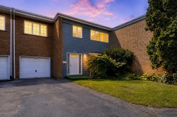 941 Boul. Provencher  Brossard, QC J4W 1Y7