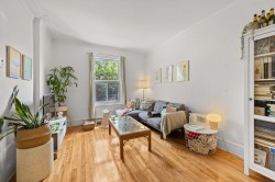 7087 Rue Clark  Montréal (Rosemont/La Petite-Patrie), QC H2S 3G5
