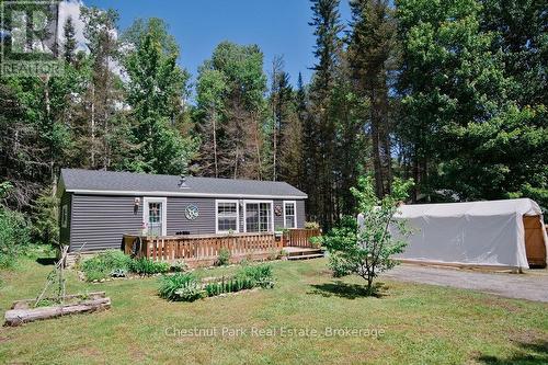Nicely Landscaped - Unit 1 - 98 North Shore Road, Kearney (Proudfoot), ON 