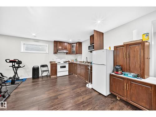 12410 171A Av Nw, Edmonton, AB 