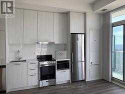3211 - 195 COMMERCE STREET Vaughan, ON L4K 0P9