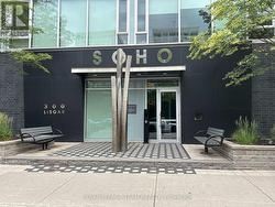 806 - 300 LISGAR STREET  Ottawa, ON K2P 0E2