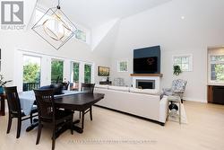 Dining Area - 