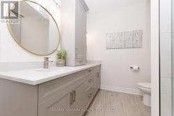 Primary Bedroom w/walk-in-closet & 4pc ensuite - 