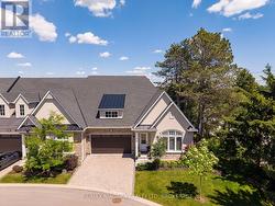 End Unit on greenspace - 