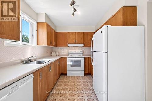38 Burlington Crescent, Ottawa, ON 