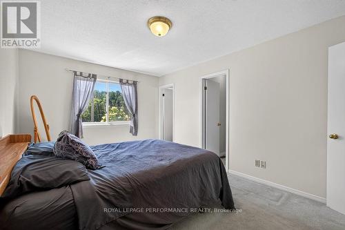 38 Burlington Crescent, Ottawa, ON 