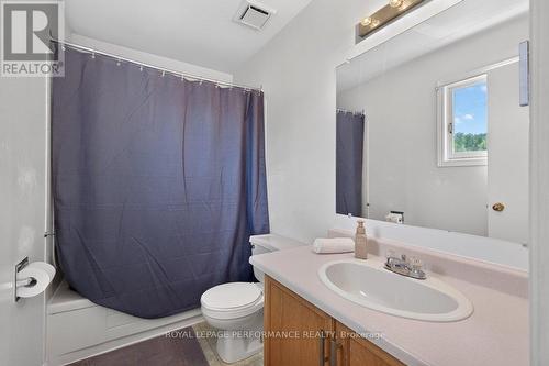 38 Burlington Crescent, Ottawa, ON 