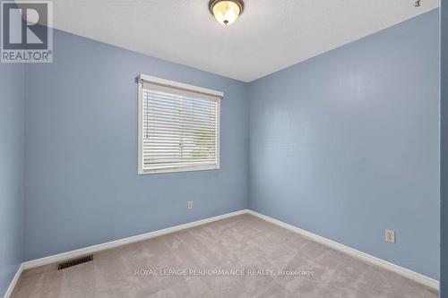 38 Burlington Crescent, Ottawa, ON 