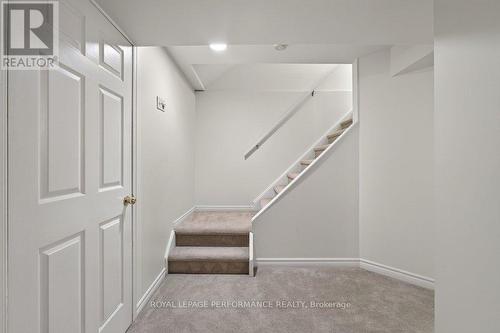 38 Burlington Crescent, Ottawa, ON 