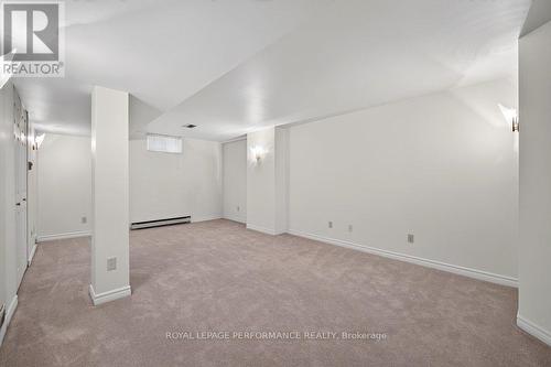 38 Burlington Crescent, Ottawa, ON 