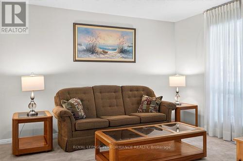 38 Burlington Crescent, Ottawa, ON 