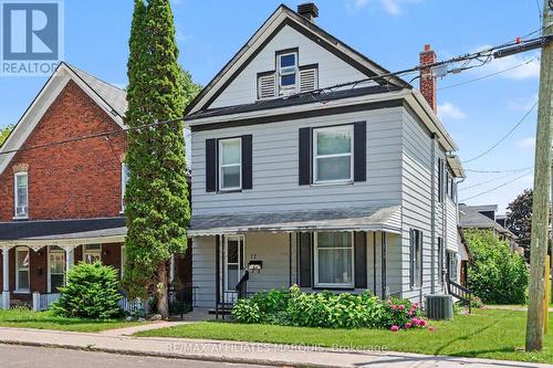 77 RUSSELL STREET E  Smiths Falls, ON K7A 1G8