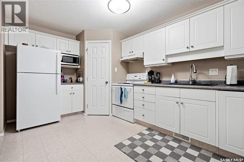 5446 Rochdale Boulevard, Regina, SK 