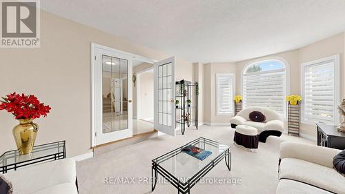 6279 Donway Drive, Mississauga, ON 