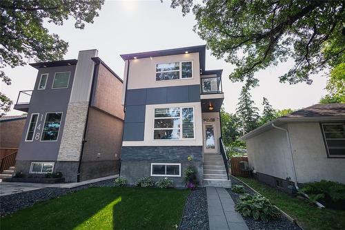 146 Pilgrim Avenue, Winnipeg, MB - Outdoor