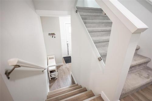 146 Pilgrim Avenue, Winnipeg, MB - Indoor Photo Showing Other Room