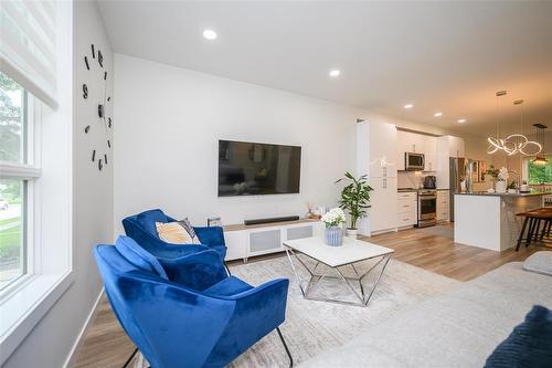 146 Pilgrim Avenue, Winnipeg, MB 