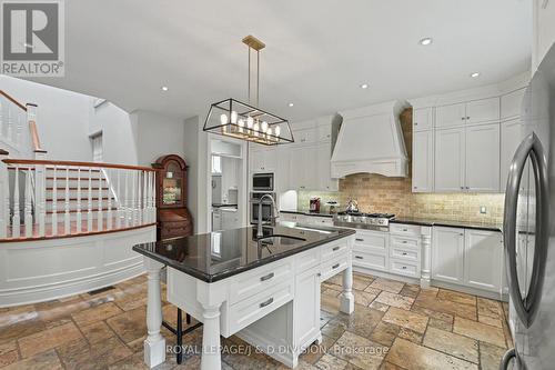 17 Agar Crescent, Toronto, ON 